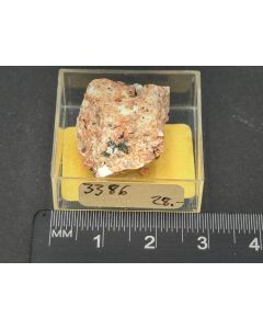 Bastnäsit - (Ce) xx, Synchisit - (Y) xx; Cava Bianchi, Cuasso al Monte, Italien; MM; Einzelstück