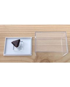 Zunyit X; Qalat-e-Payeen Salt Dome, Hormozgan, Mesopotamien; KS