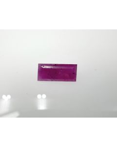 Ruby faceted; 9.5 x 5 mm; Mozambique; unique piece