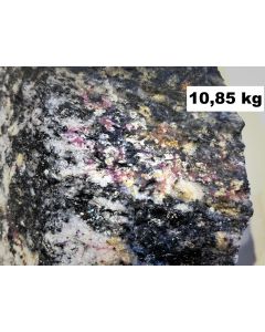 Eudialyt; Nora Kärr, Schweden; 10,85 kg; Einzelstück