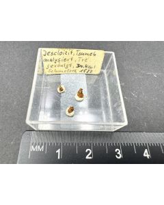 Descloizit xx; Tsumeb Mine, Otaviberge, Namibia; Gerd Tremmel Sammlung; 3 MM; Einzelstück