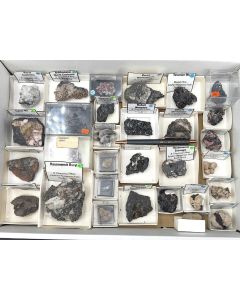 Mineralien gemischt; Kalahari Manganese Field, RSA; 1 Steige; Unikat