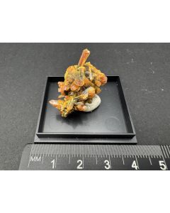 Auripigment xx; Shimen Mine, Changde, Hunan Province, China; MM; Einzelstück