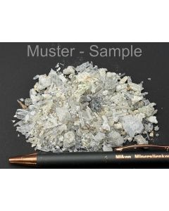 Nifontovit X; Mina Rey y Reina, Charcas, Mexiko; 50 g