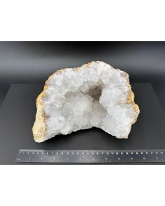 Quarz-Geode (Quarzdruse); Marokko; 3,9 kg; Einzelstück