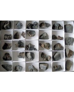 Ludlockit, Nealit xx etc., Oxygono, Laurion, GR, 1 Steige