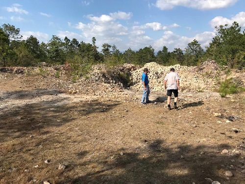 Honduras: Auf der Suche nach den herrlichen Edelopalen in Erandique, Honduras