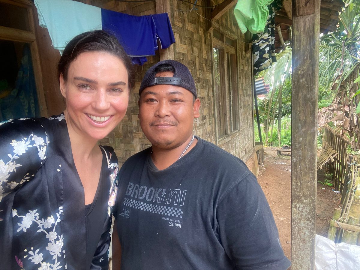 Indonesien: Der zentrale Ort Sukabumi auf Java. Hier sind unser Lager und eine Vielzahl an Händlern. Die Mitarbe