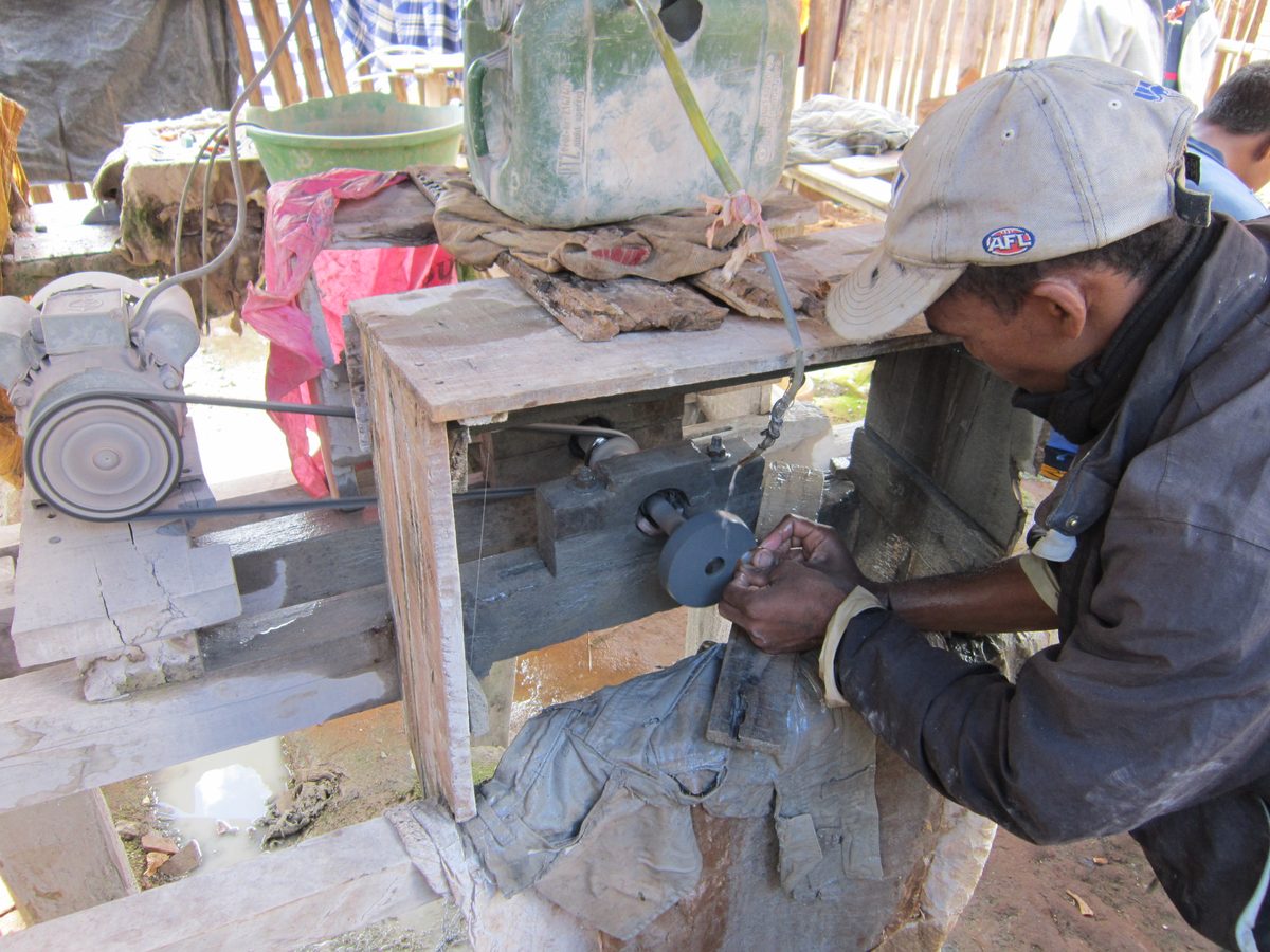 Madagaskar: Die Gegend von Betafo, Heimat der berühmten Betafite sowie sehr guter Quarze.