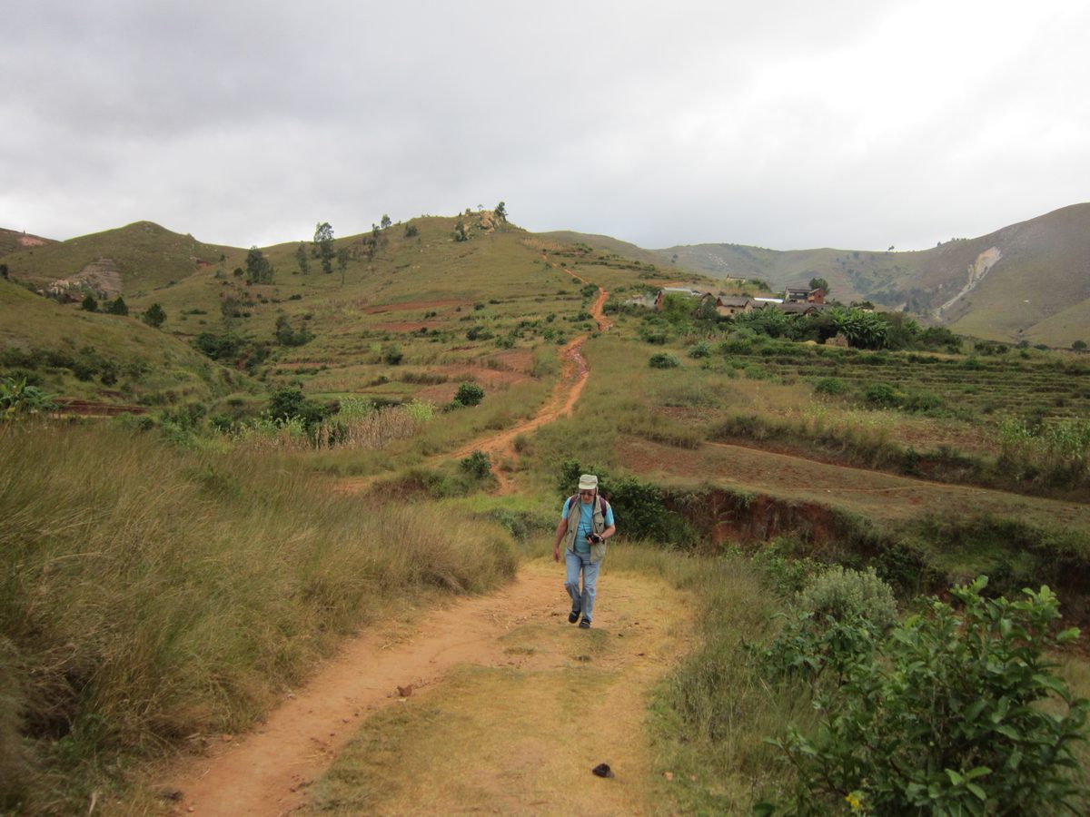 Madagaskar: Die Gegend von Betafo, Heimat der berühmten Betafite sowie sehr guter Quarze.