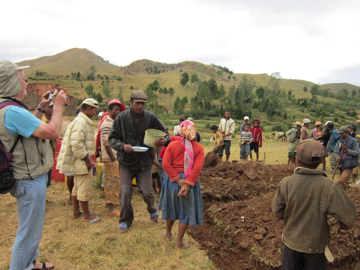 Madagaskar: Turmalinmine im Manandano Valley