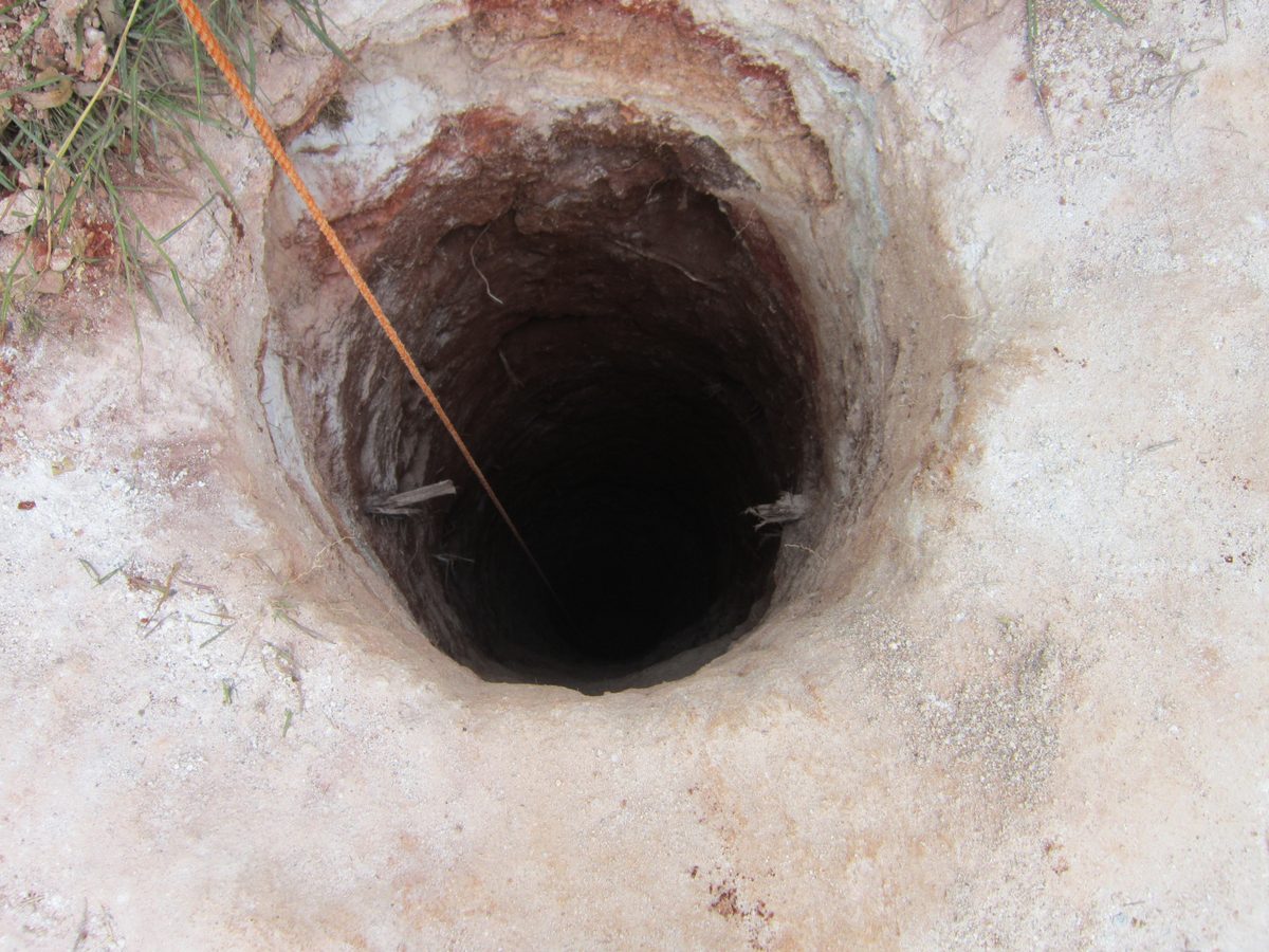 Madagaskar: Turmalinmine im Manandano Valley