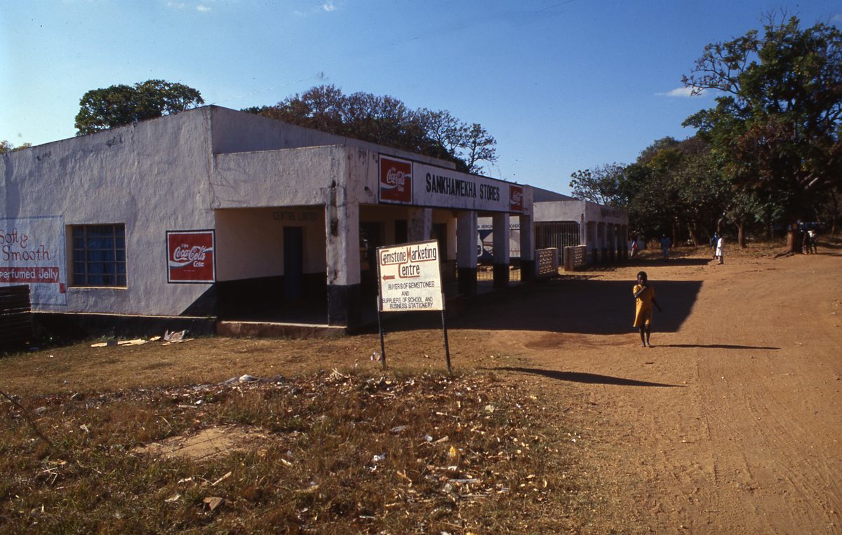 Malawi: Mzimba Pegmatite