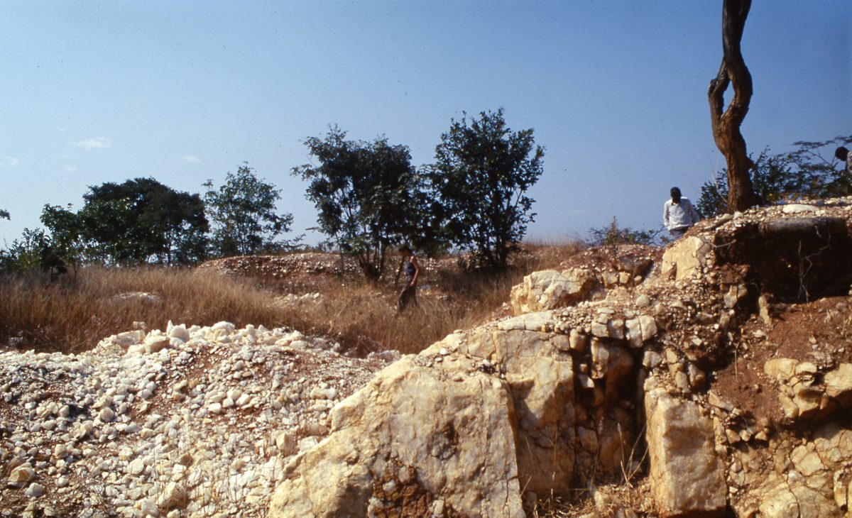 Malawi: Mzimba Pegmatite