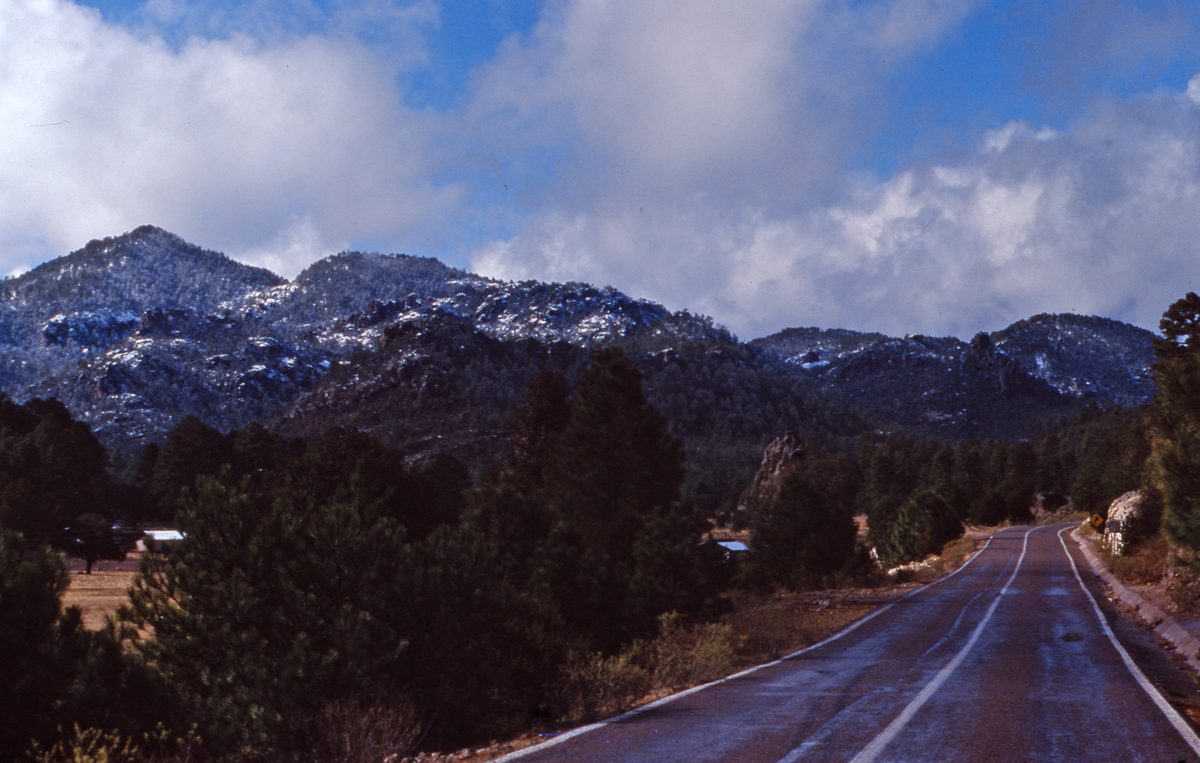 Mexiko: Querung der Sierra Madres von Chihuahua nach Moctezuma auf der kartierten „Straße“! Hat 2 Tage für 2