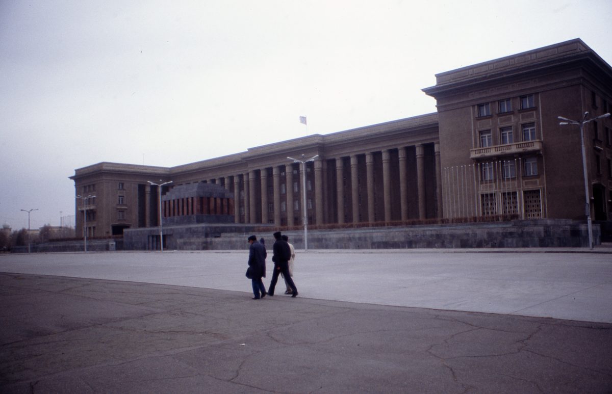 Mongolei: Impressionen aus Ulan-Bator. Wir kamen Ende April, es war noch Winter…!