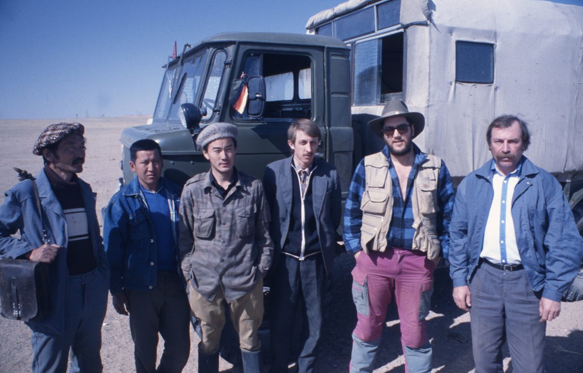 Mongolei: Unser Expeditionsteam. 3 Mongolen, darunter ein Student, der ganz wenig Englisch konnte (aber immerh
