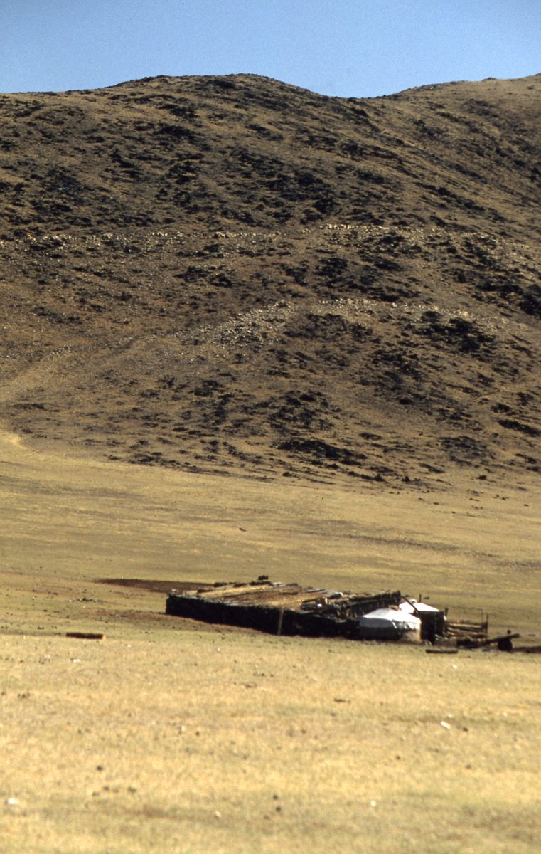 Mongolei: Fahr in die unendliche Weite der Steppe und dann der Gobi. Ziel sind die Fluorit Minen der Gegend vo