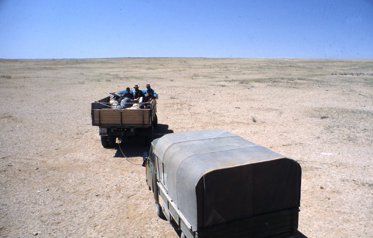 Mongolei: Khar Airak. Wir werden von der russisch-mongolischen Betreiberfirma sehr herzlich aufgenommen…dürfen