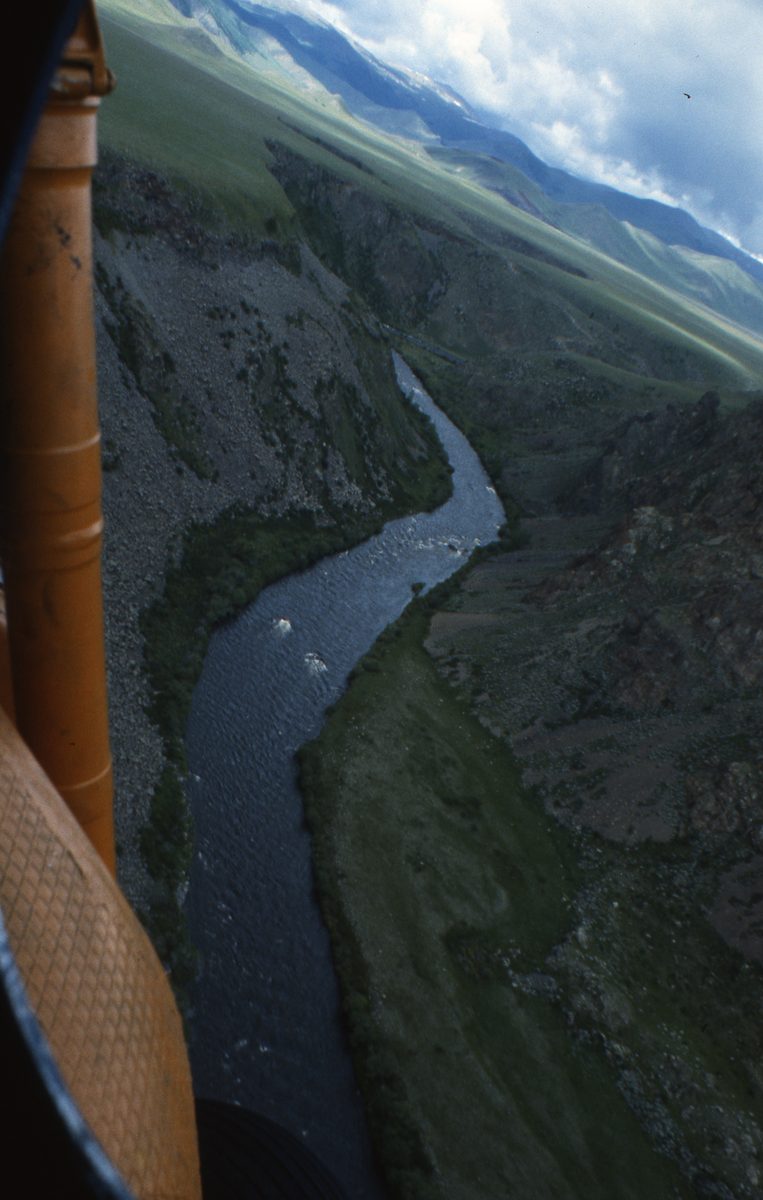 Mongolei: Helikoptertour in den nördlichen Hinti-Aimak. Hier wollten uns die Mongolen ein Diamantvorkommen zei
