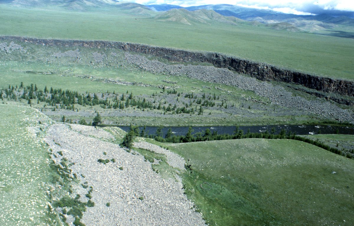 Mongolei: Helikoptertour in den nördlichen Hinti-Aimak. Hier wollten uns die Mongolen ein Diamantvorkommen zei