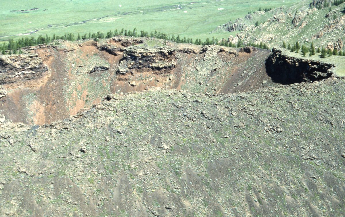 Mongolei: Helikoptertour in den nördlichen Hinti-Aimak. Hier wollten uns die Mongolen ein Diamantvorkommen zei