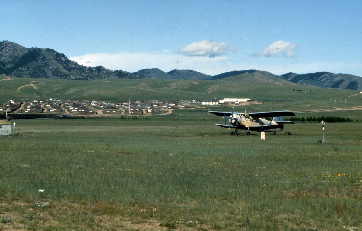 Mongolei: Helikoptertour in den nördlichen Hinti-Aimak. Hier wollten uns die Mongolen ein Diamantvorkommen zei