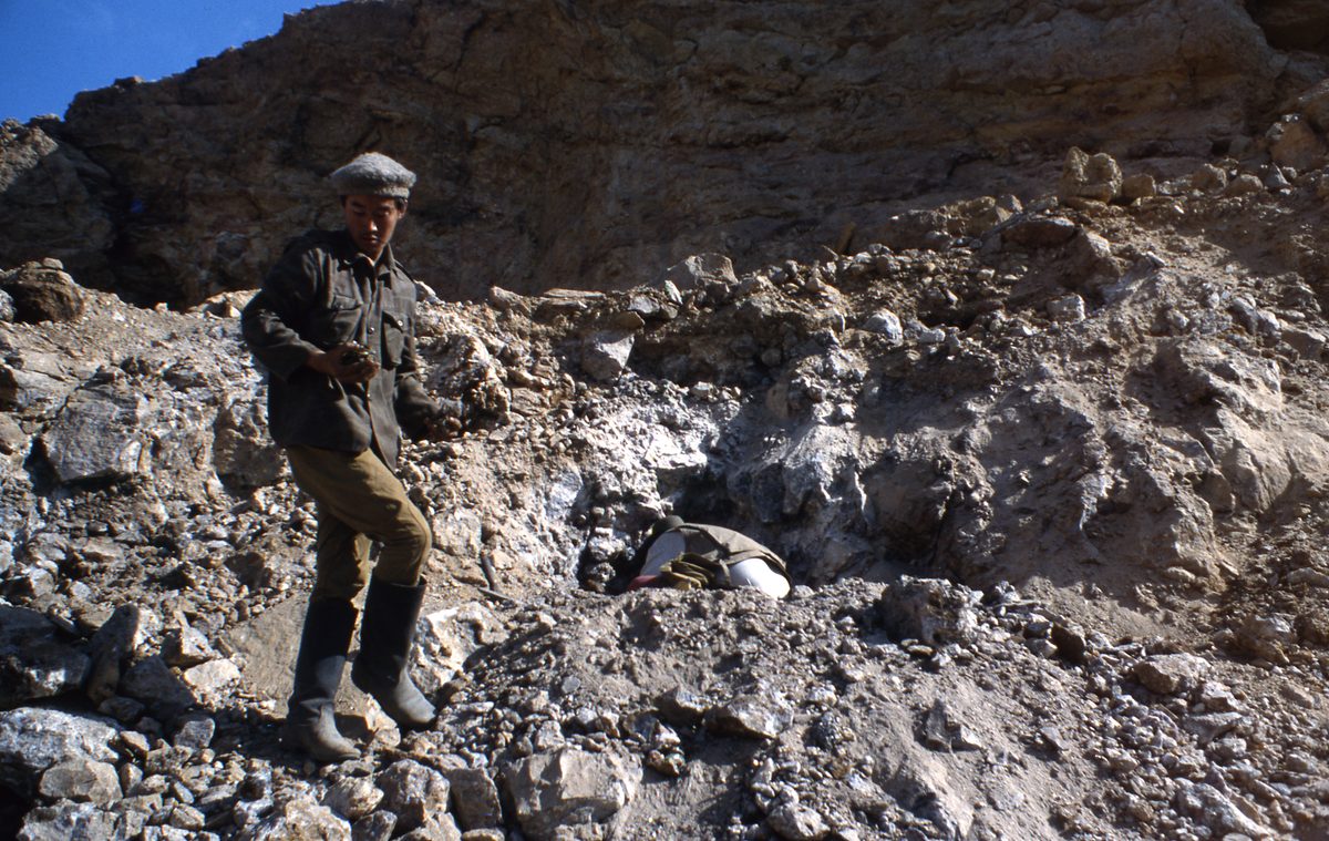 Mongolei: Khar Airak. Wir werden von der russisch-mongolischen Betreiberfirma sehr herzlich aufgenommen…dürfen