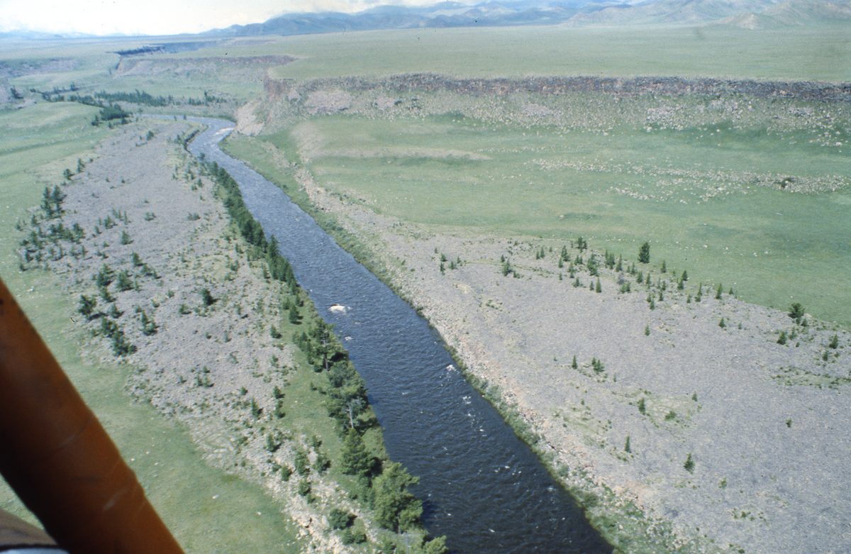 Mongolei: Helikoptertour in den nördlichen Hinti-Aimak. Hier wollten uns die Mongolen ein Diamantvorkommen zei
