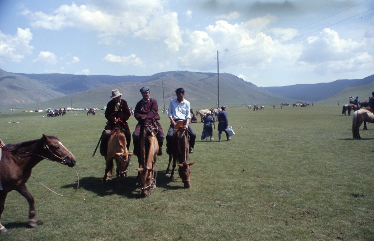 Mongolei: Die „Olympiade“ der Mongolen in Ulan-Bator. Das Naadam Fest. Wir sind Ehrengäste…